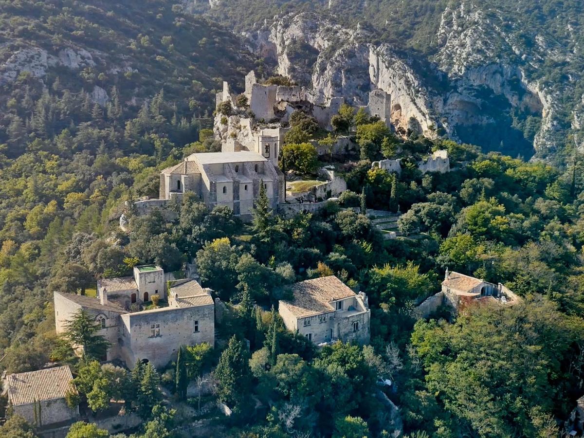 Oppède-le-Vieux, village médiéval du Petit Luberon
